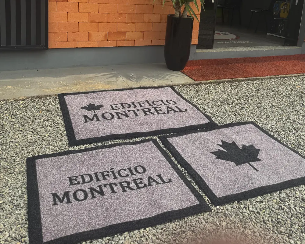 Tapetes e capachos personalizados por nós